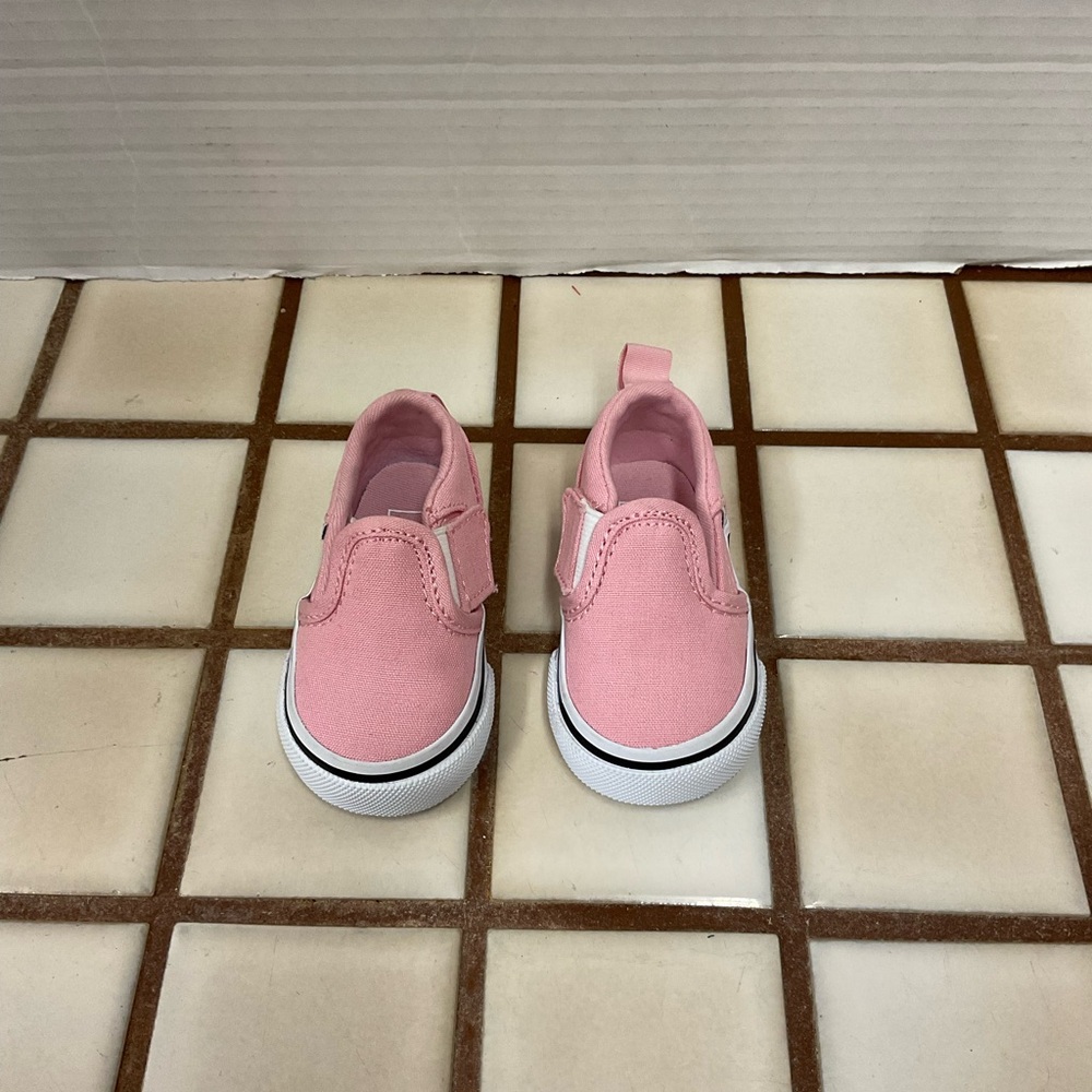 Vans Pink Slip-On Shoes - Picture 1 of 9